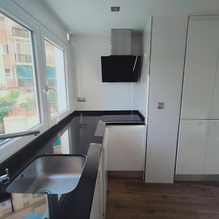 Beautiful Apartment In Third Line Beach Boliches Fuengirola Exteriér fotografie