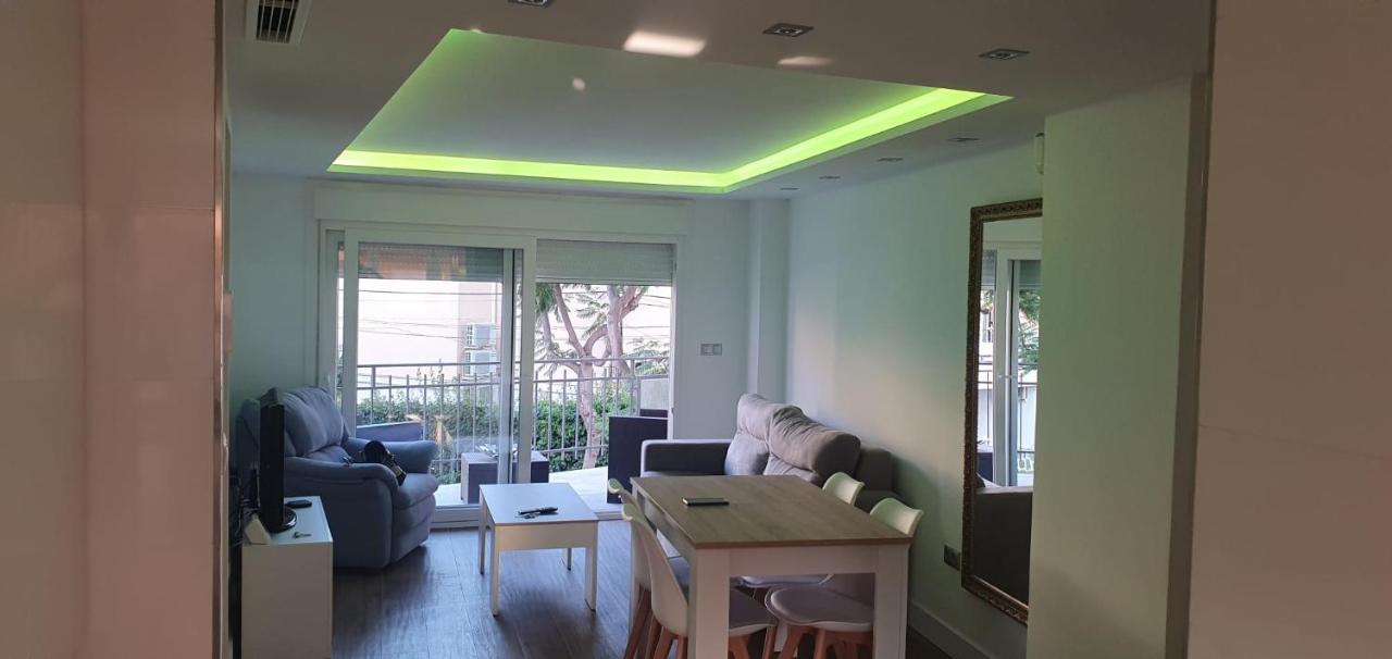 Beautiful Apartment In Third Line Beach Boliches Fuengirola Exteriér fotografie
