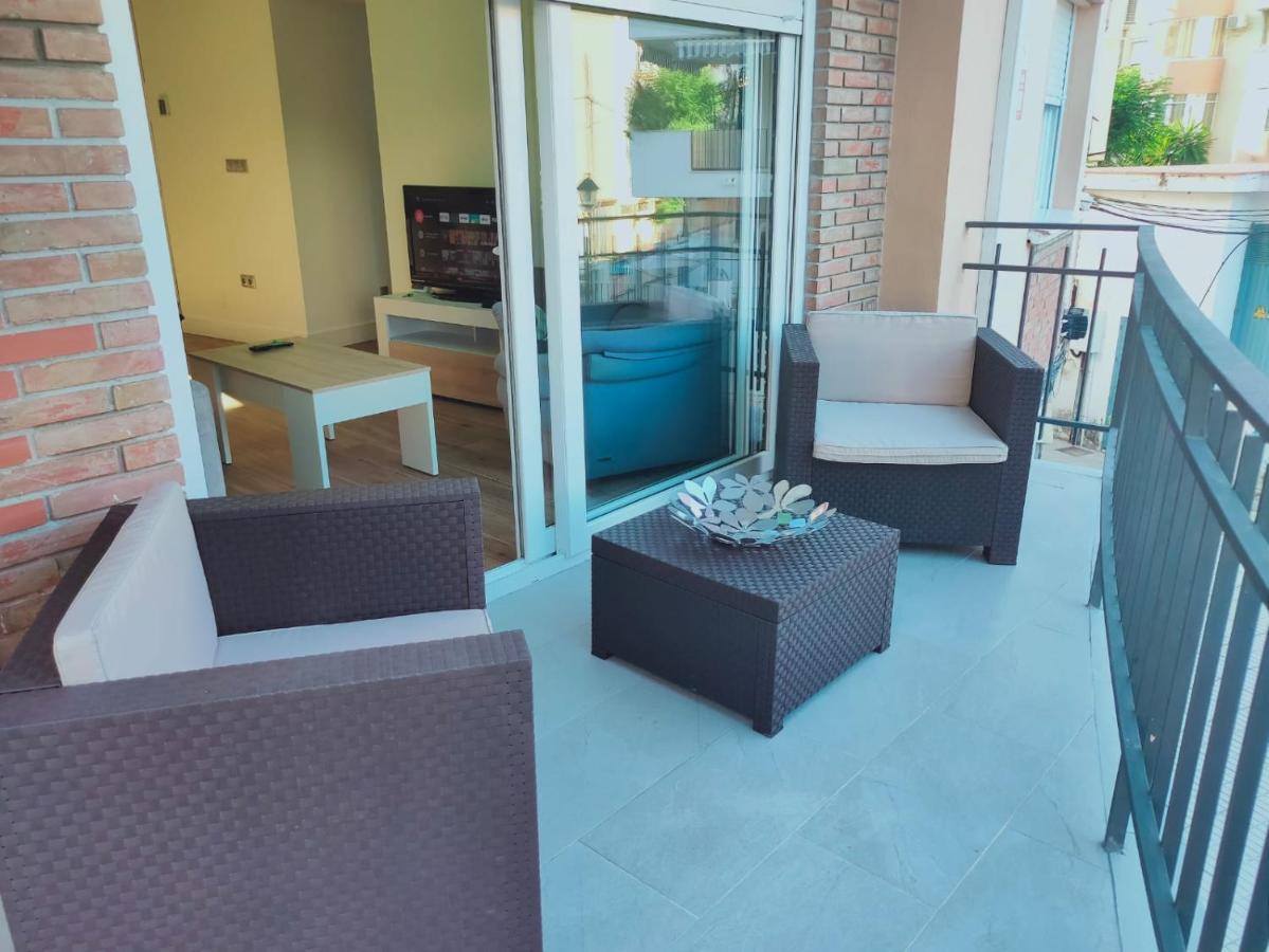 Beautiful Apartment In Third Line Beach Boliches Fuengirola Exteriér fotografie