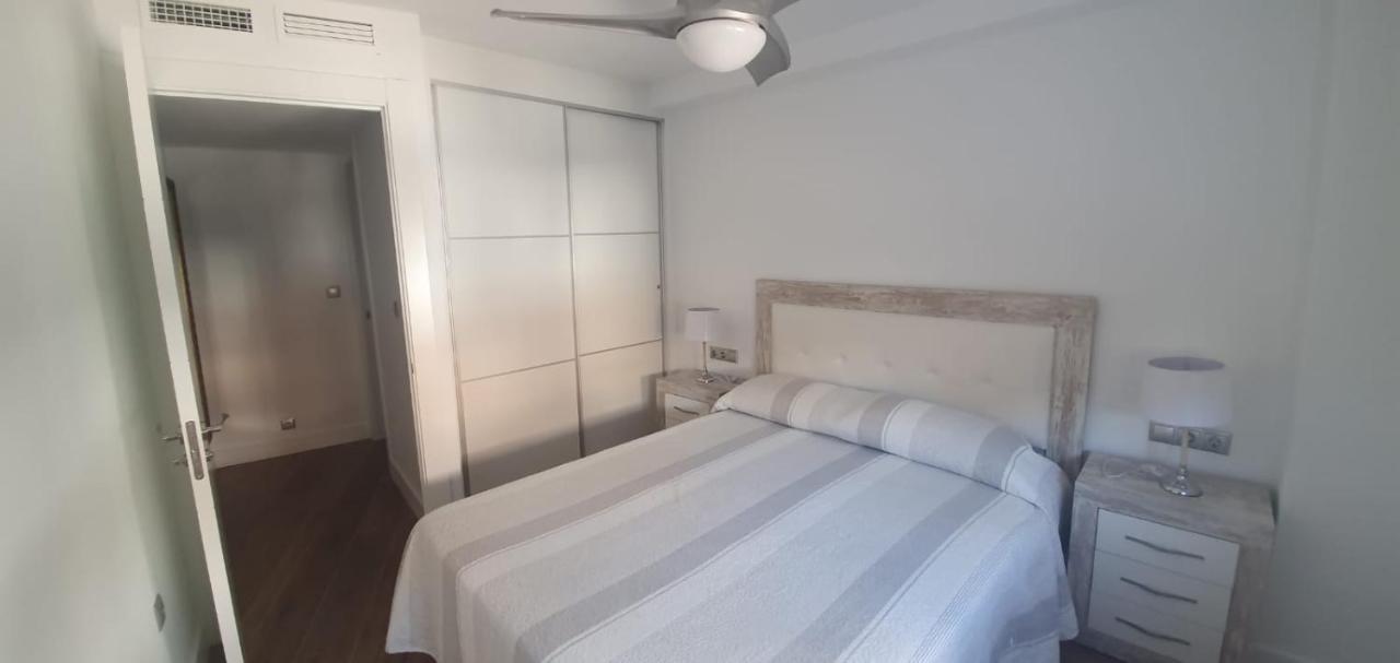 Beautiful Apartment In Third Line Beach Boliches Fuengirola Exteriér fotografie