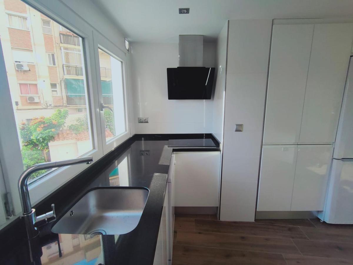 Beautiful Apartment In Third Line Beach Boliches Fuengirola Exteriér fotografie